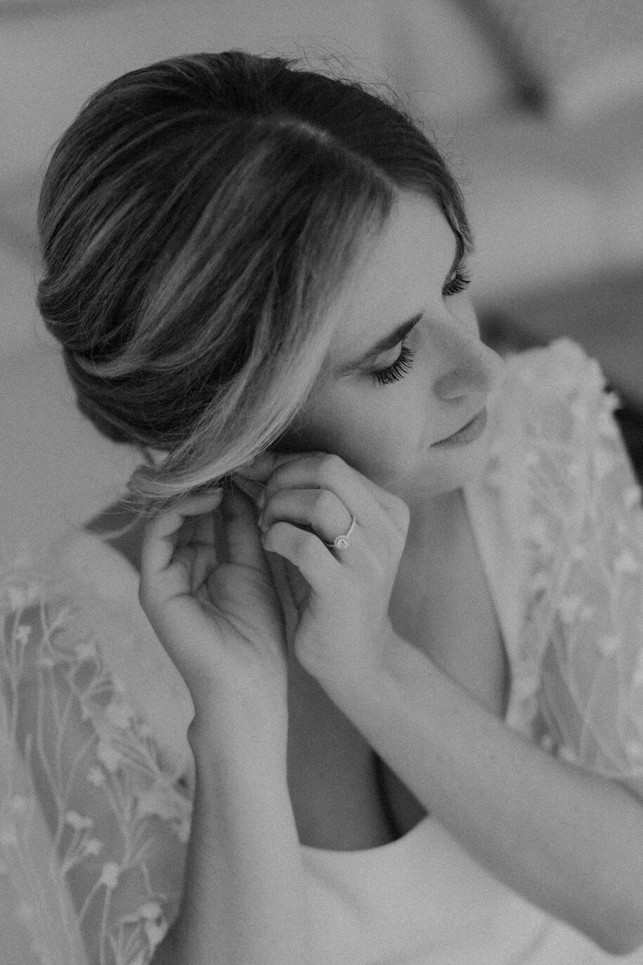 Mariage Hermine & Nico Bride testimonial for luxury bridal makeup by Karine Brossard